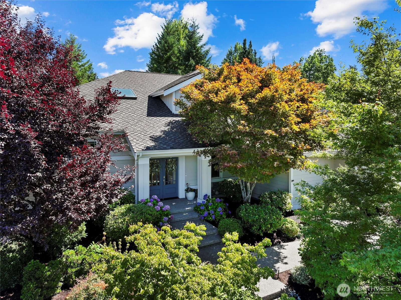 23926 SE 8th Place, Sammamish, WA 98075