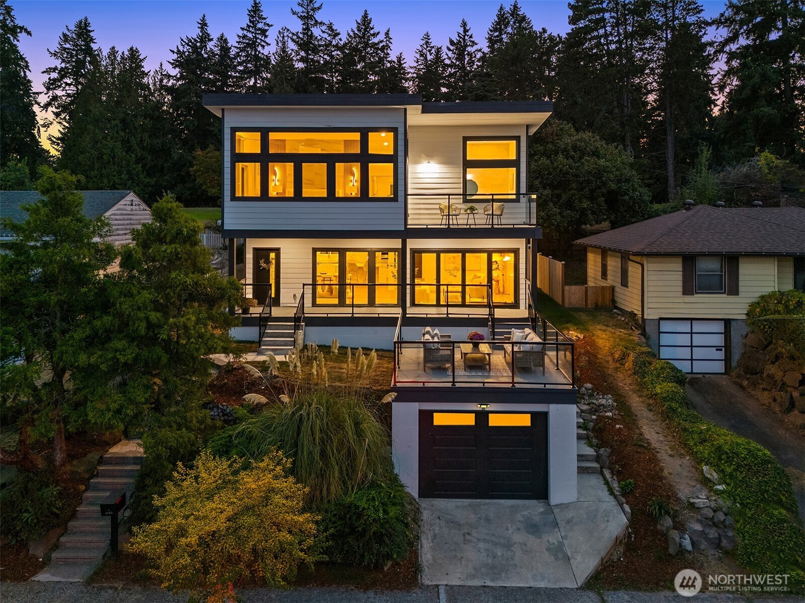 4103 24th Place S, Seattle, WA 98108