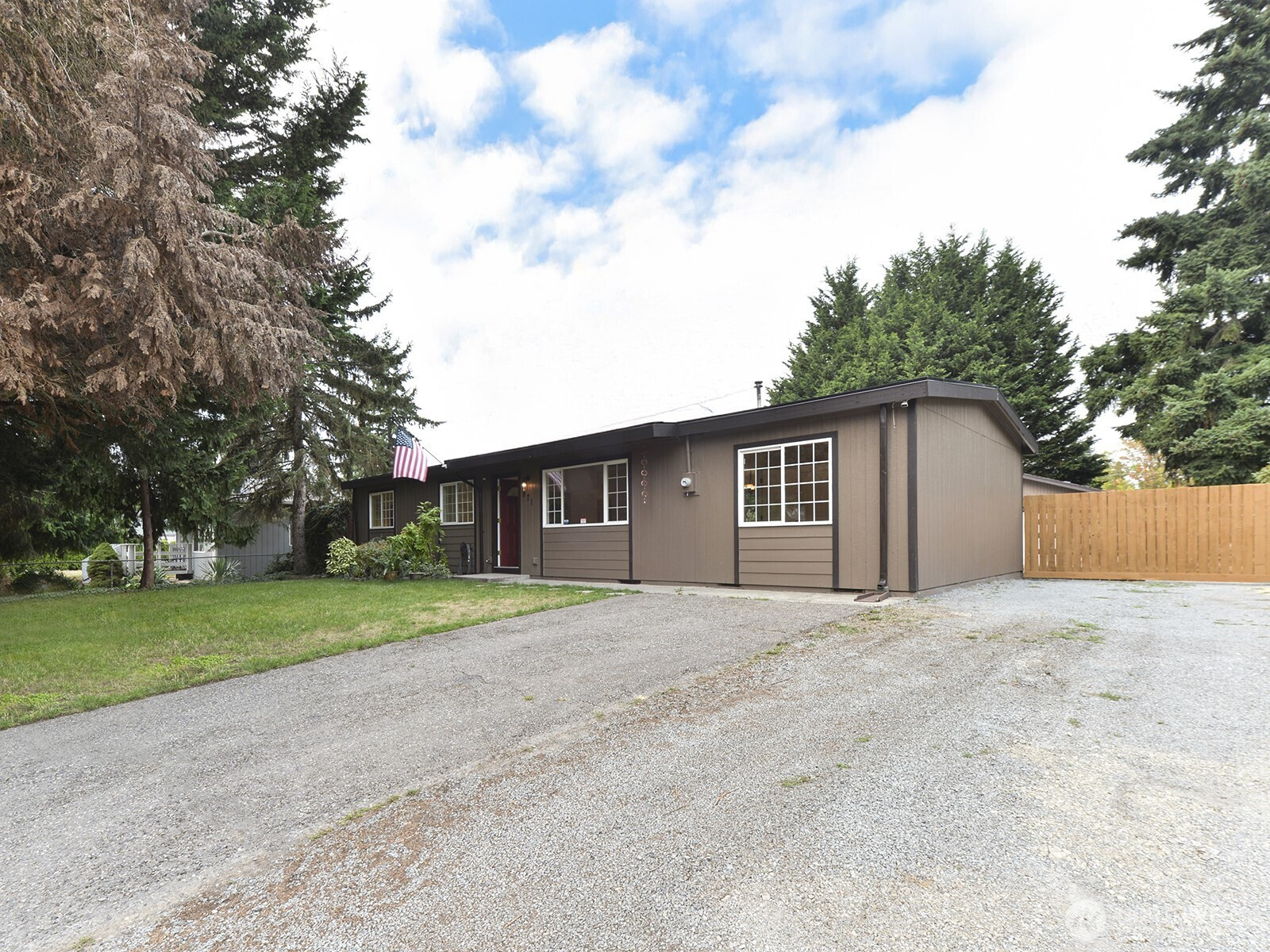 871 99th Street S, Tacoma, WA 98444
