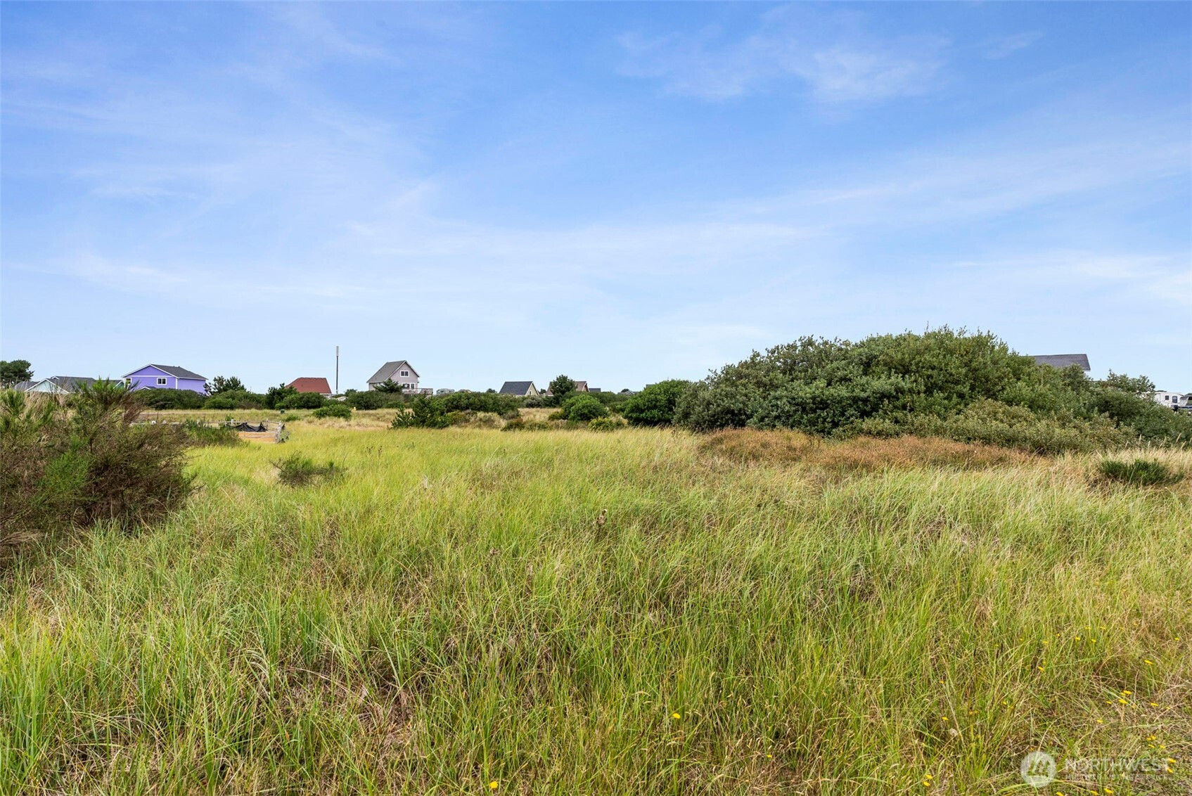 438 S Portal Loop SW, Ocean Shores, WA 98569
