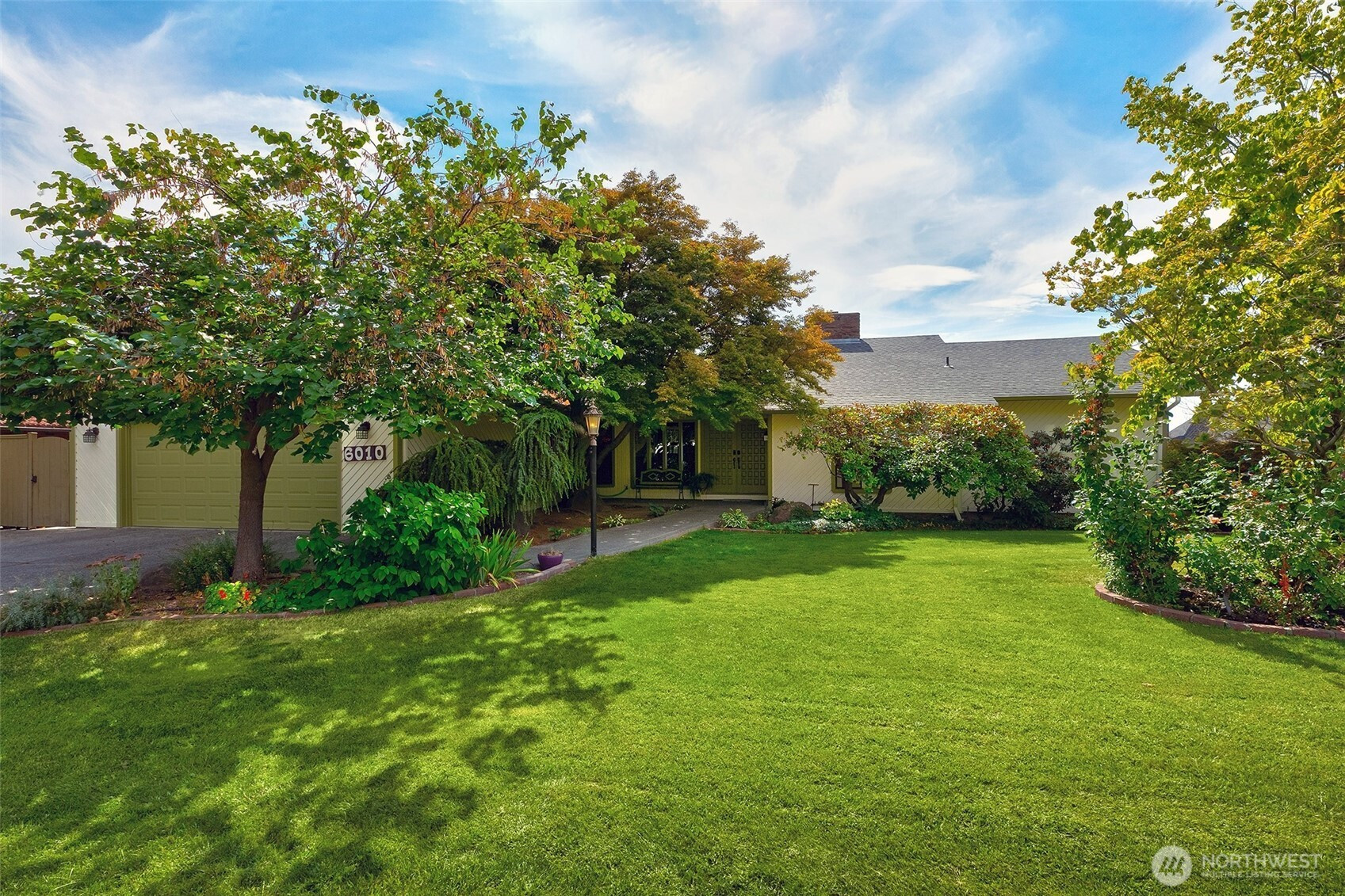 6010 Douglas Drive, Yakima, WA 98908