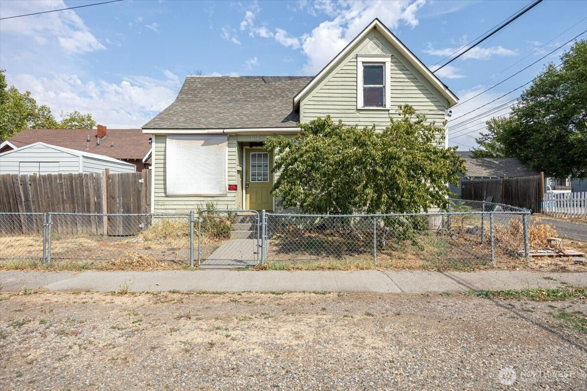 107 S 8th Avenue, Walla Walla, WA 99362