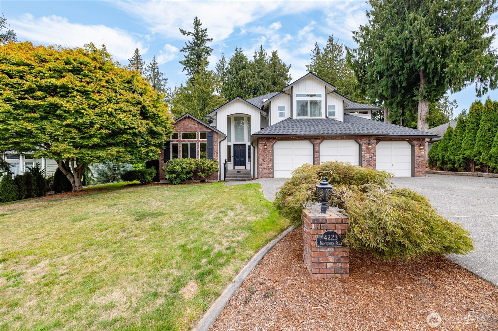 4223 Montgomery Place, Mount Vernon, WA 98274
