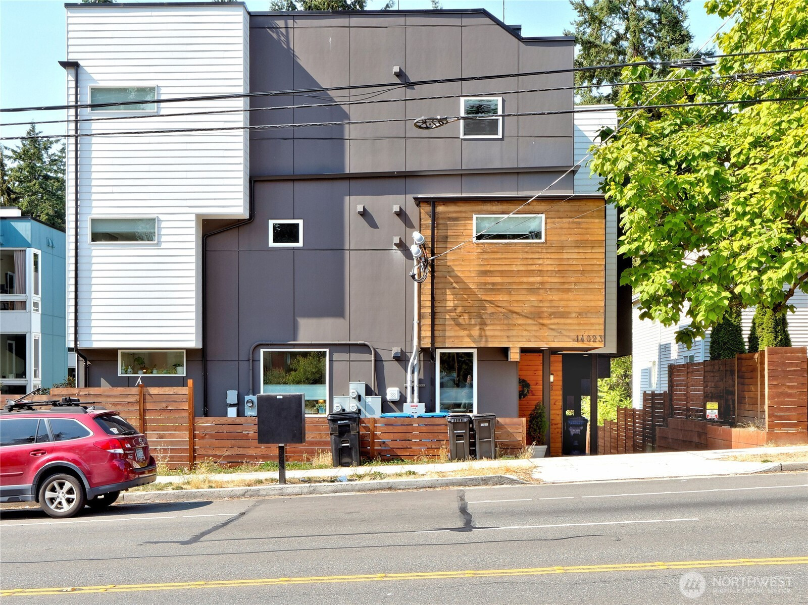 14023 Greenwood Avenue N, Seattle, WA 98133