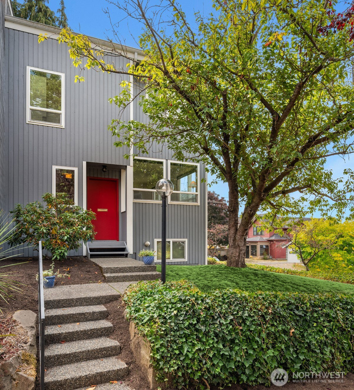 4424 4th Avenue NW, Seattle, WA 98107