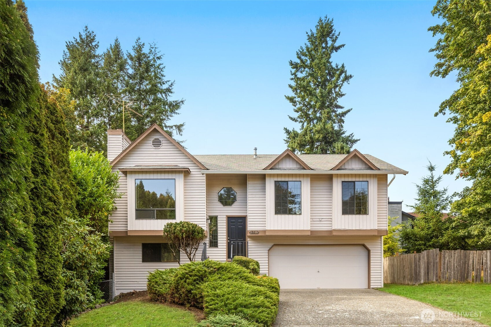 19613 138th Avenue SE, Renton, WA 98058