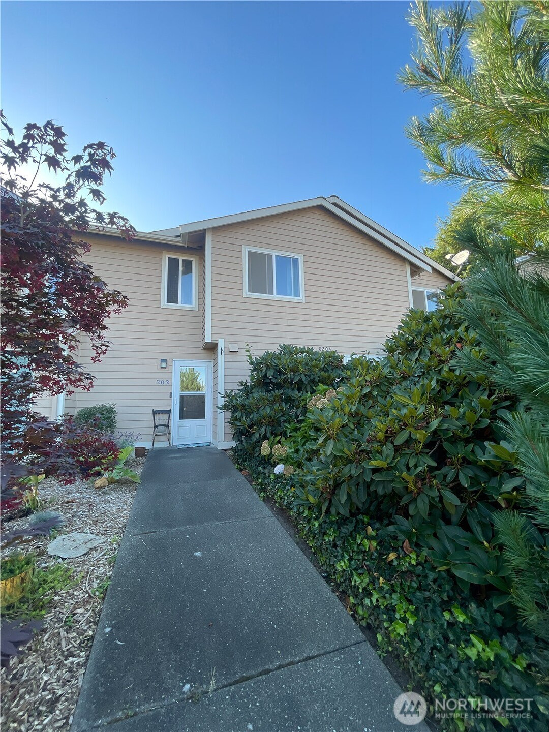 8204 Spokane Drive, Everett, WA 98203