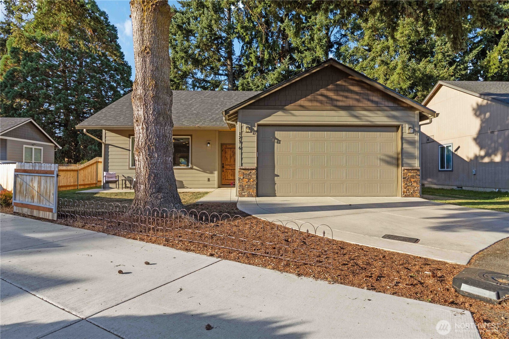123 Heights Lane, Onalaska, WA 98570