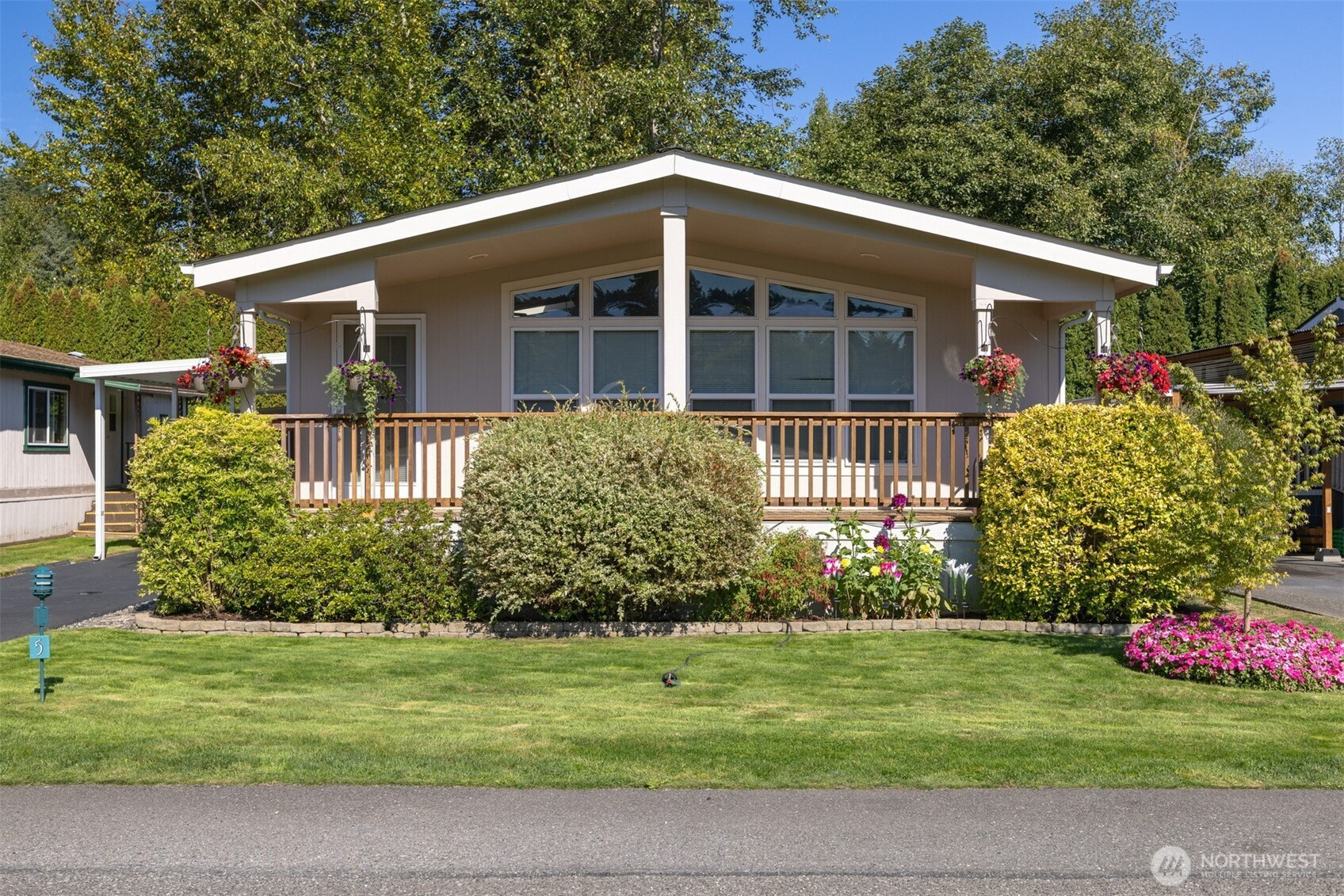 425 Chuckanut Drive N, Bellingham, WA 98229