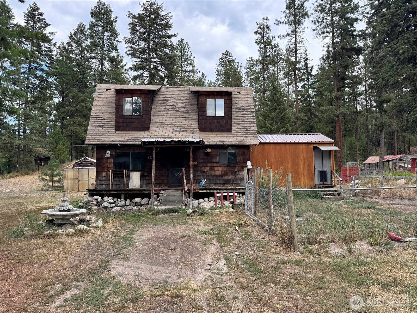 13 Rope and Saddle Lane, Tonasket, WA 98855
