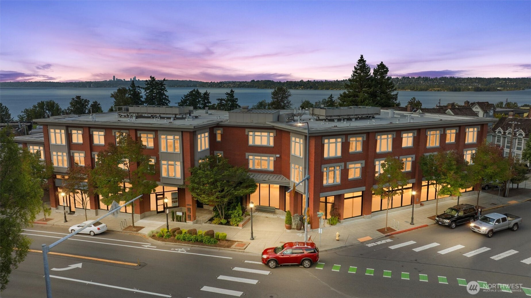 631 Market Street, Kirkland, WA 98033