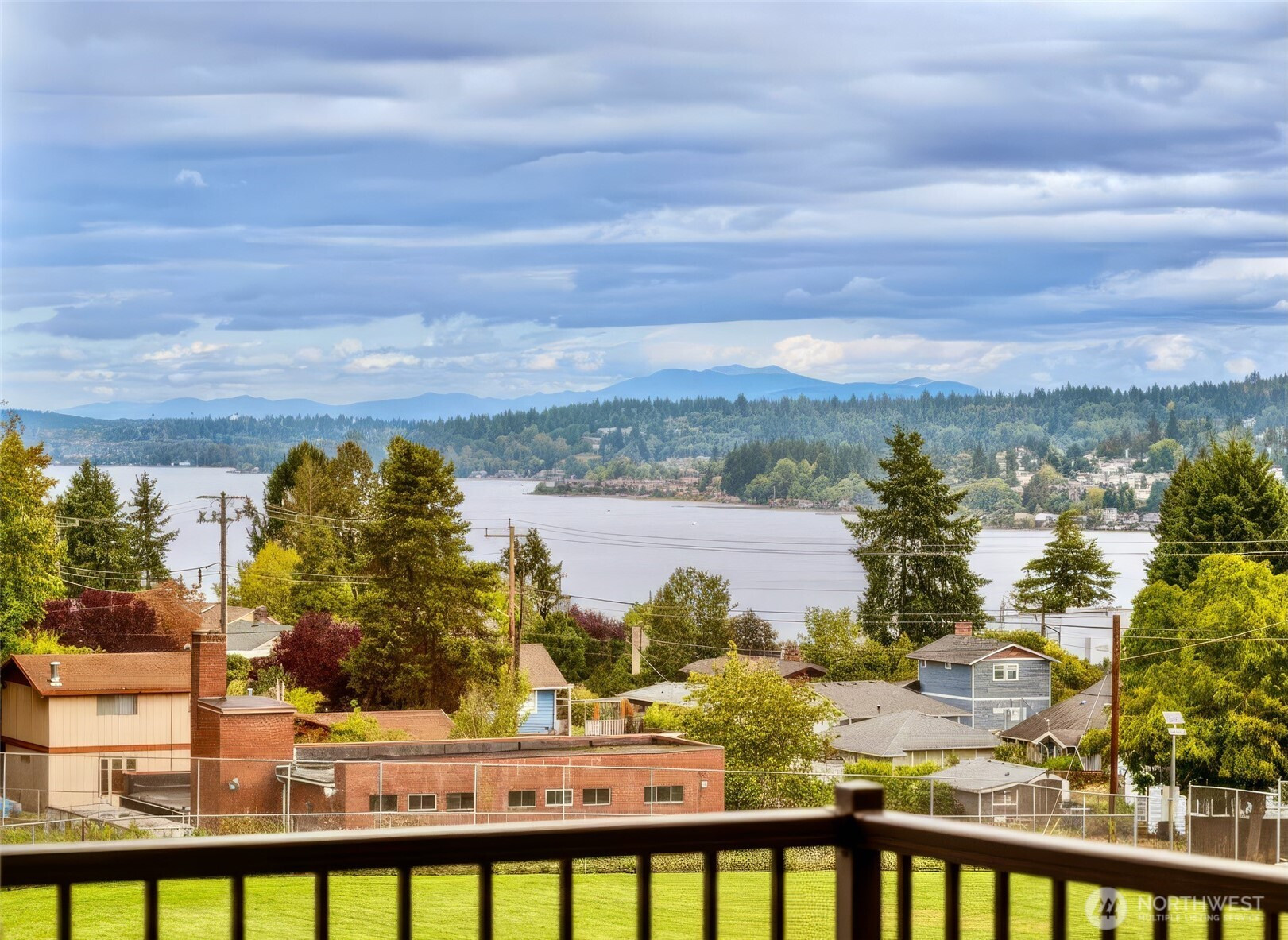8253 S 118th Street, Seattle, WA 98178