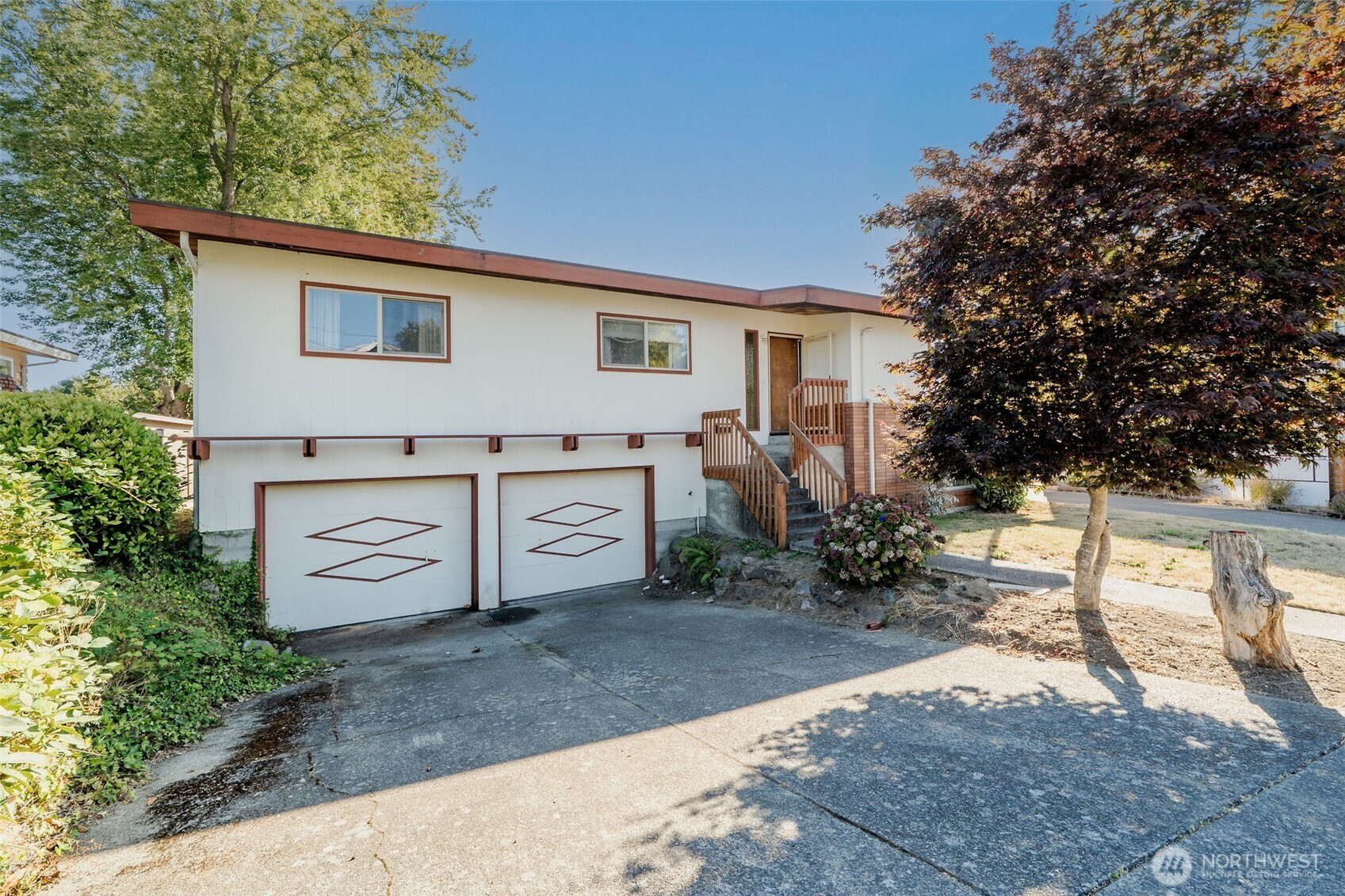 3609 SW Holden Street, Seattle, WA 98126