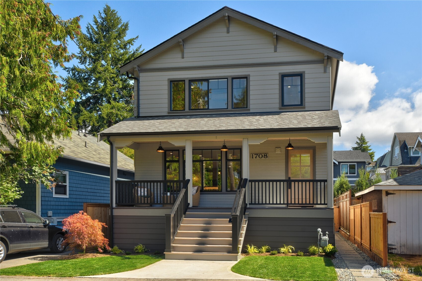 1708 2nd Avenue N, Seattle, WA 98109