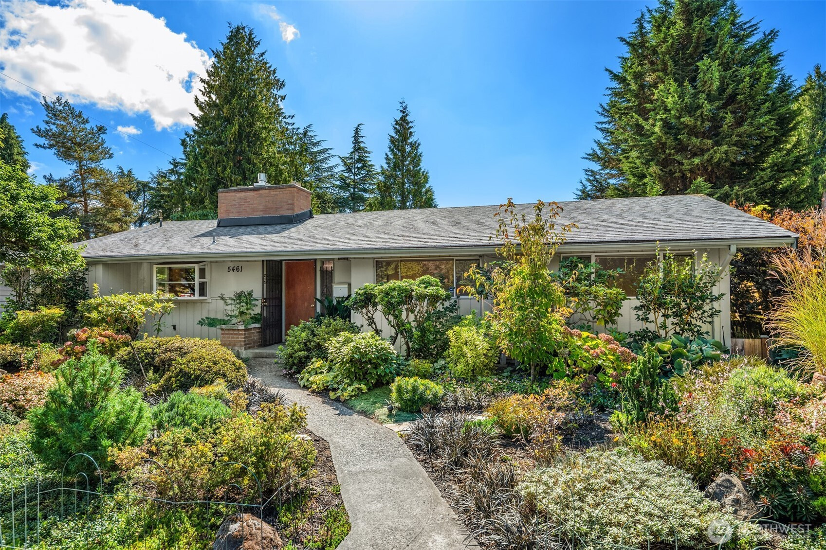 5461 S Othello Street, Seattle, WA 98118