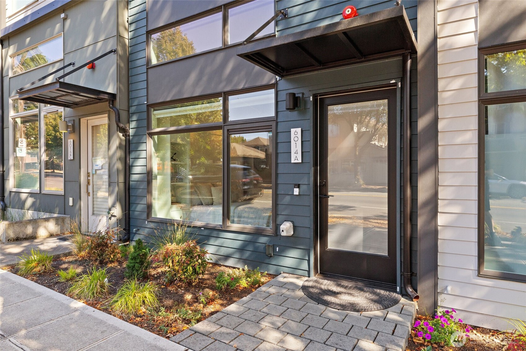 6014 California Avenue SW, Seattle, WA 98136