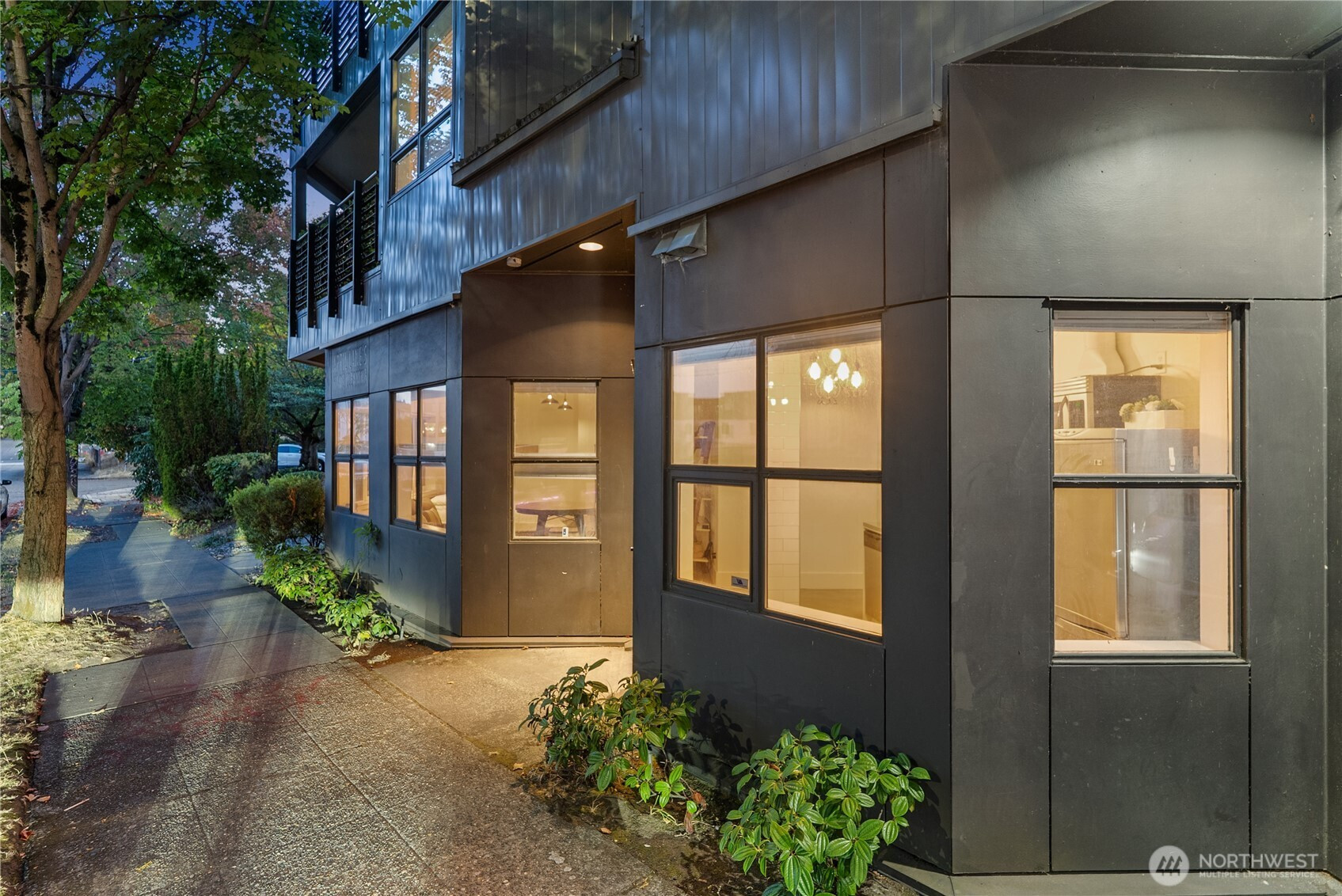 3929 Bridge Way N, Seattle, WA 98103