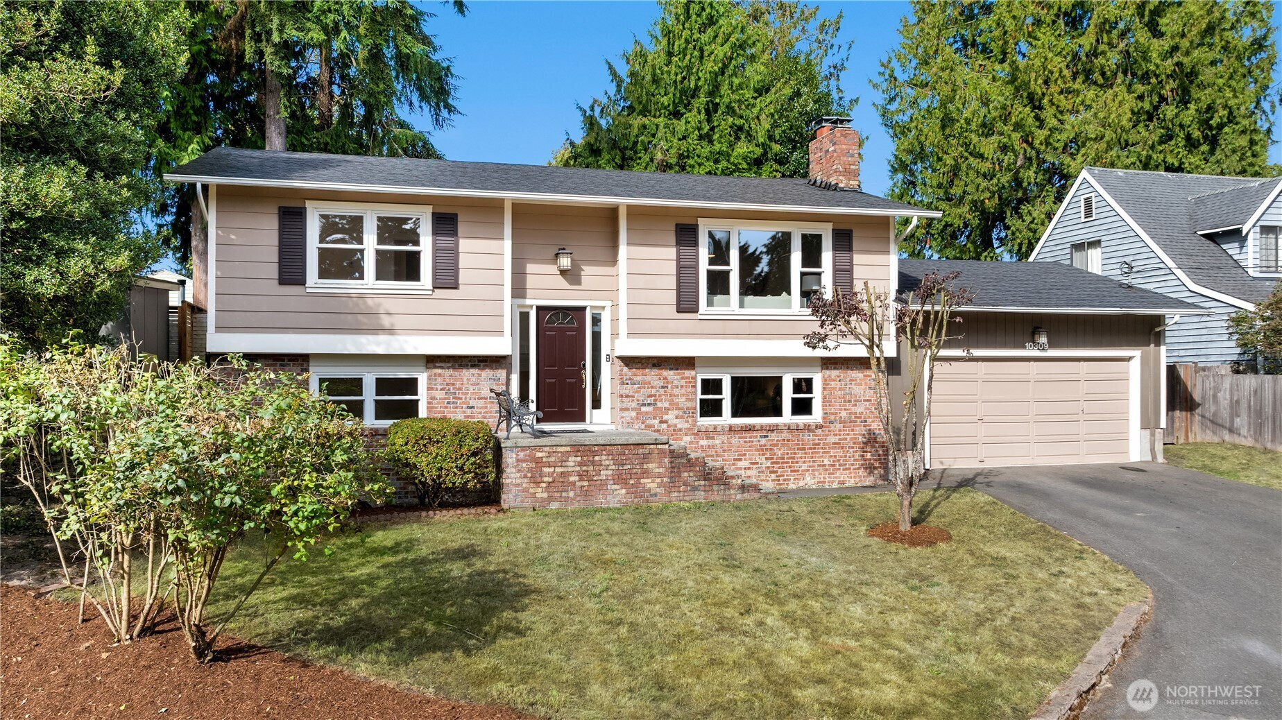 10309 Mary Avenue NW, Seattle, WA 98177