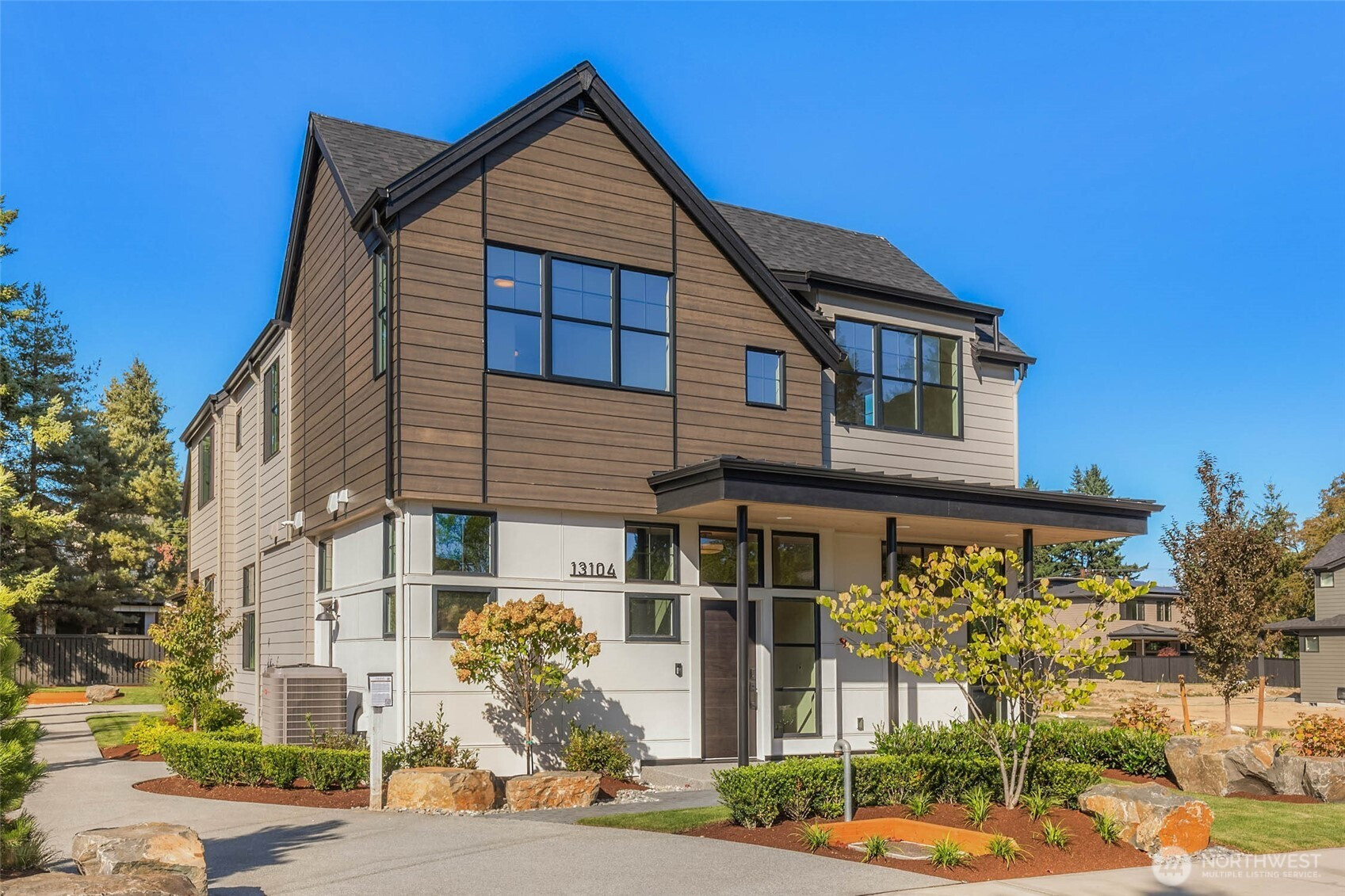 13104 NE 103RD Place, Kirkland, WA 98033