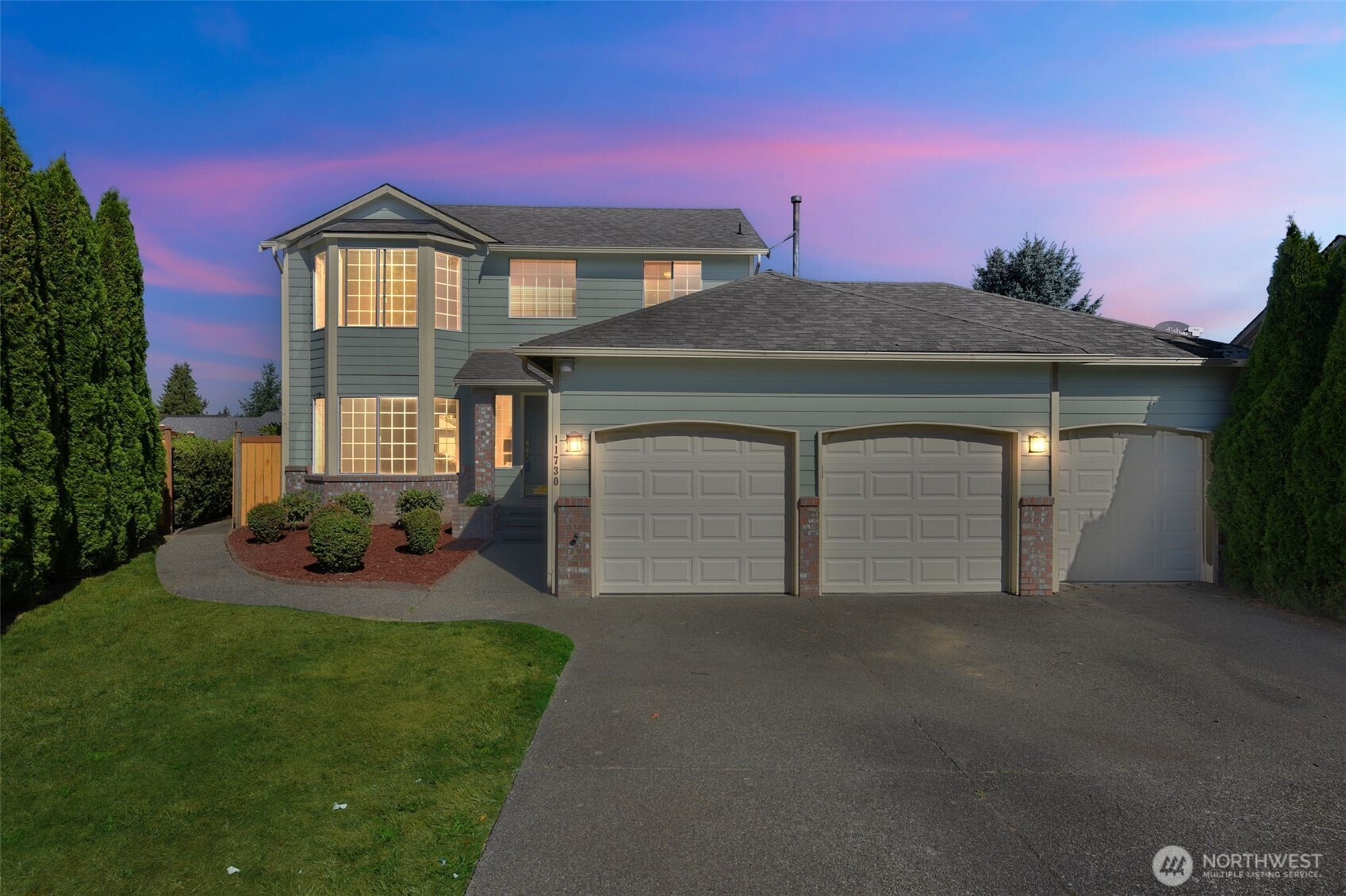 11730 SE 266th Place, Kent, WA 98030