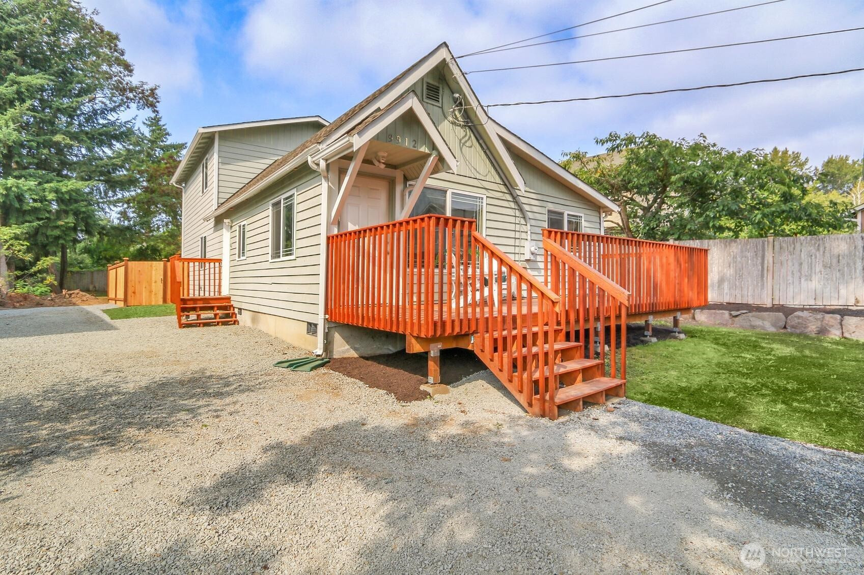 9912 Holly Drive, Everett, WA 98204
