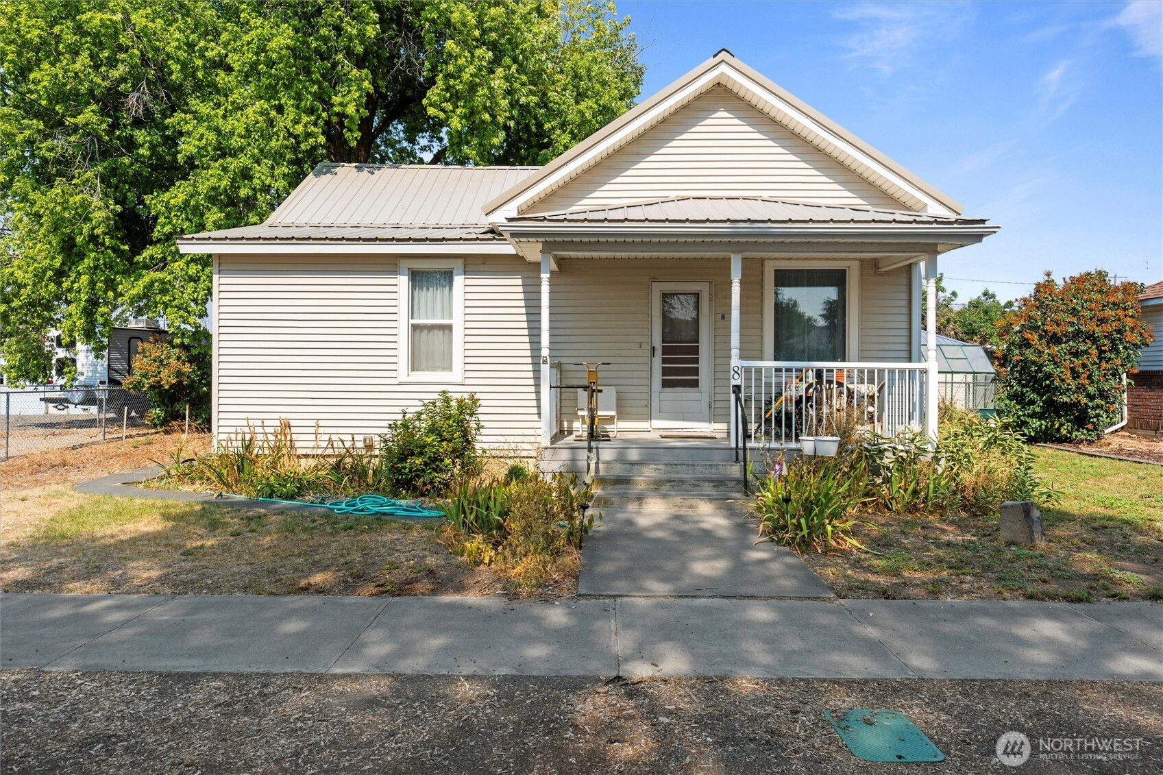 8 W 3rd Street, Odessa, WA 99159