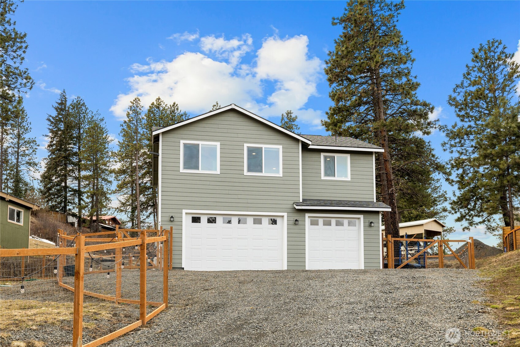 451 Twin Lakes Road, Cle Elum, WA 98922