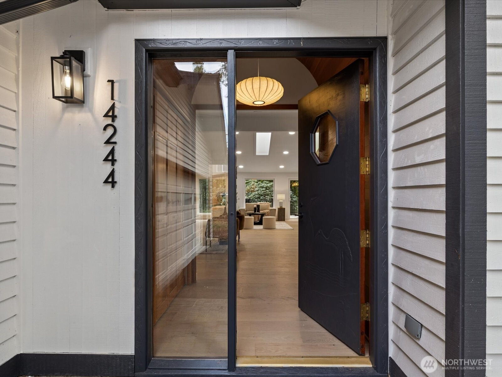 14244 NE 80th Place, Redmond, WA 98052