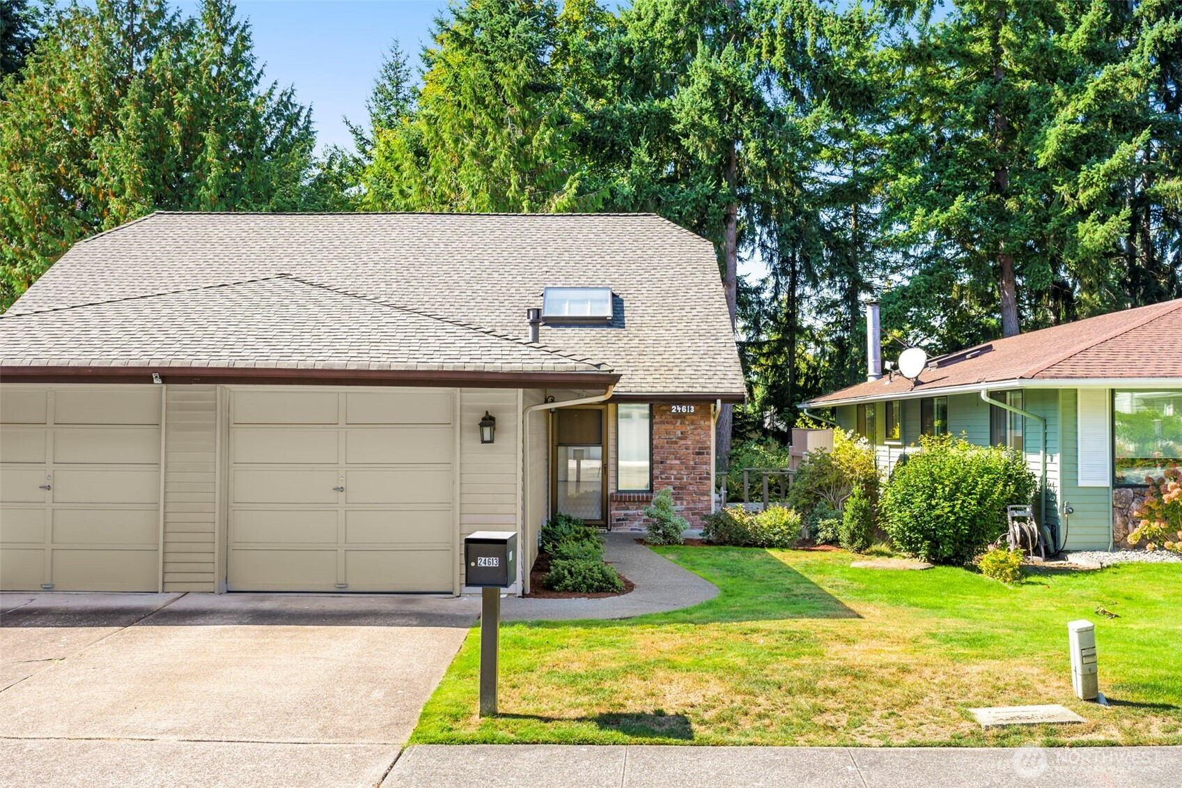 24613 13th Avenue S, Des Moines, WA 98198