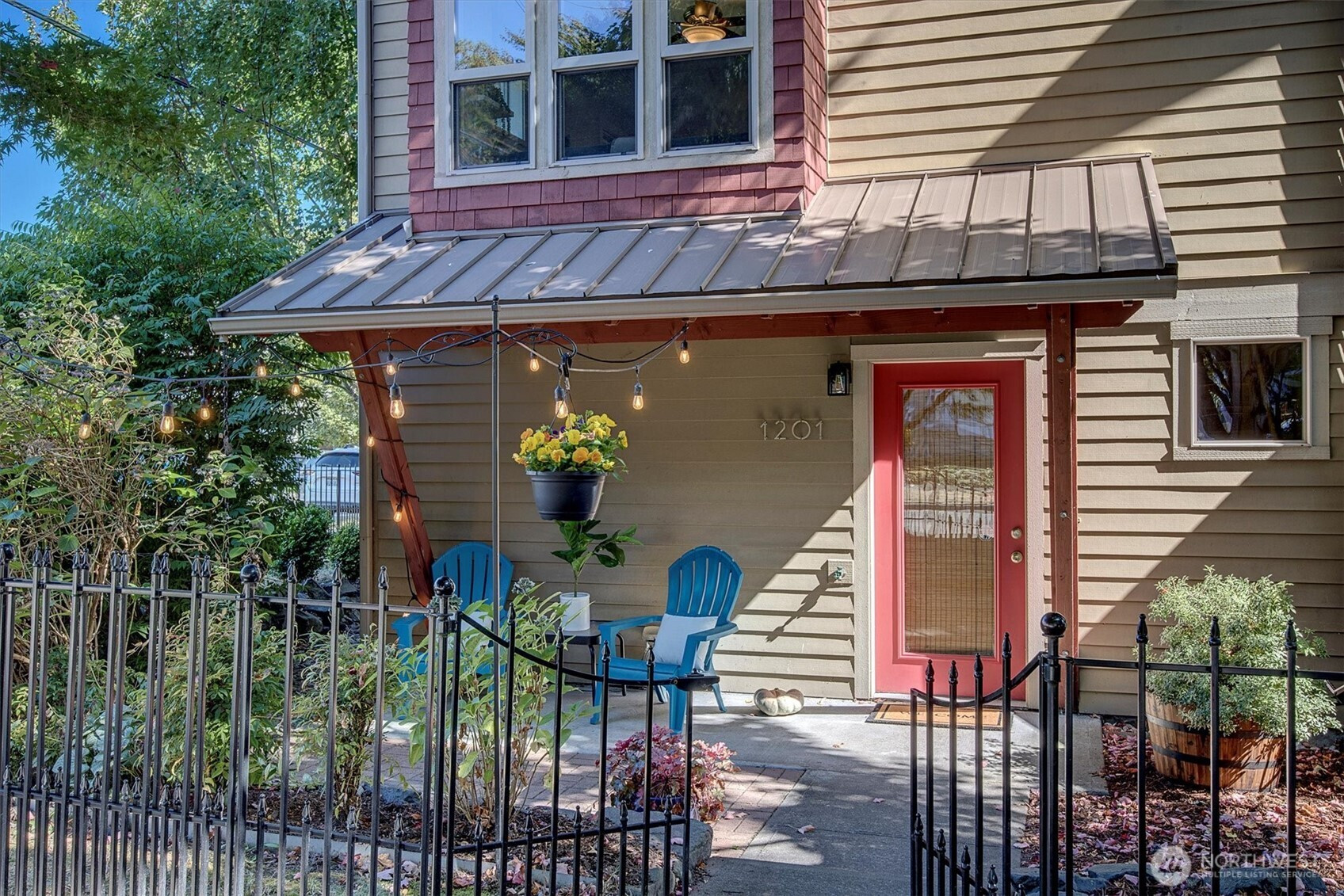 1201 N 88th Street, Seattle, WA 98103