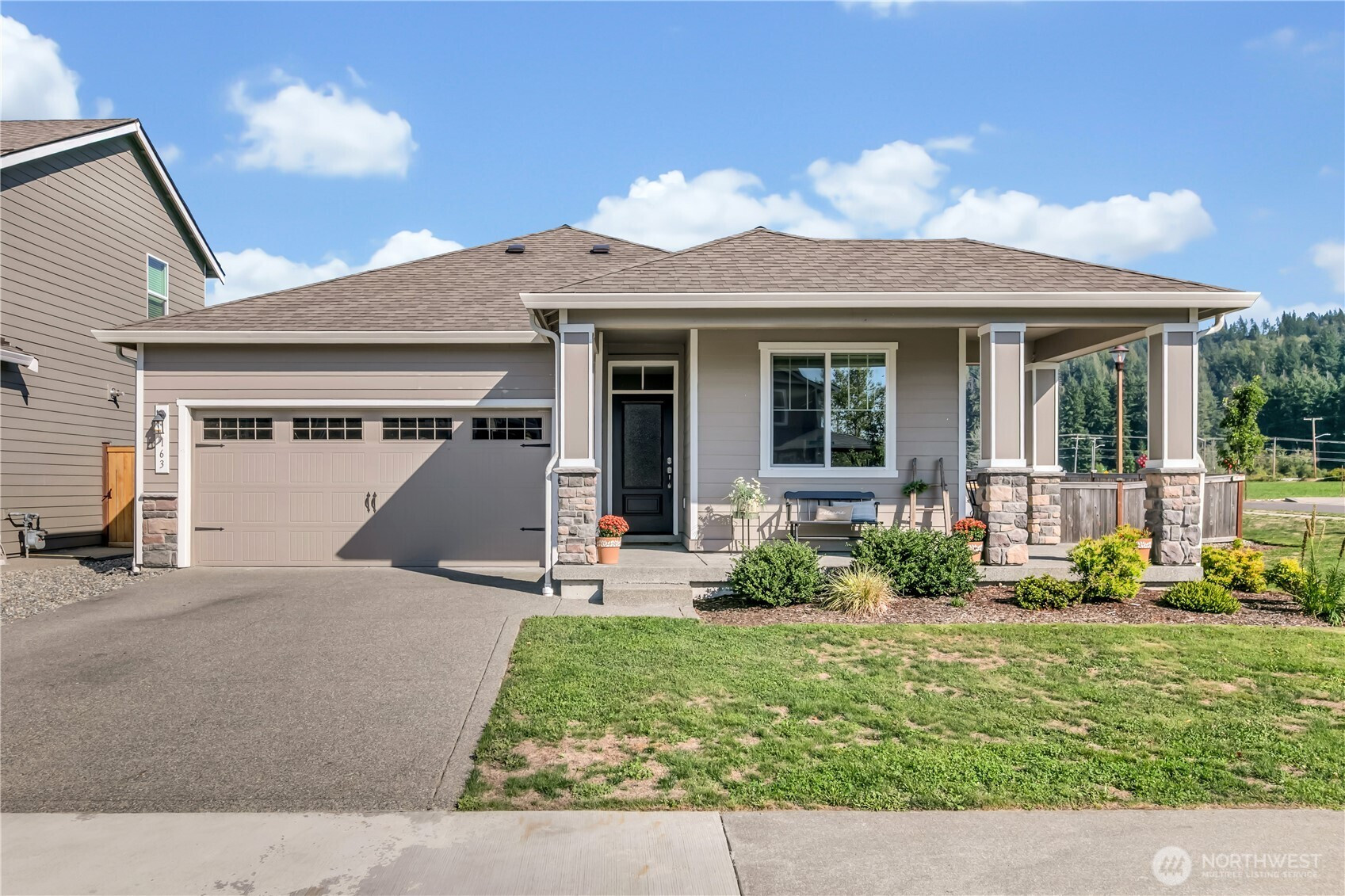163 Jasmine Lane N, Enumclaw, WA 98022