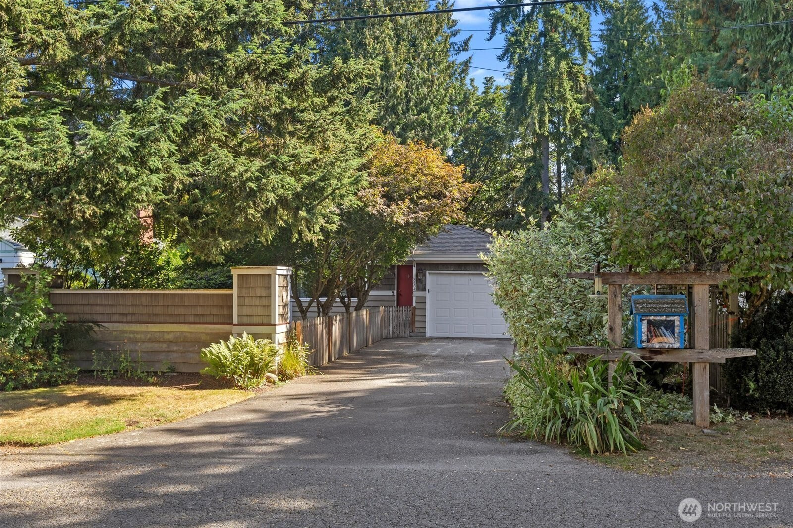 8564 30th Avenue NW, Seattle, WA 98117