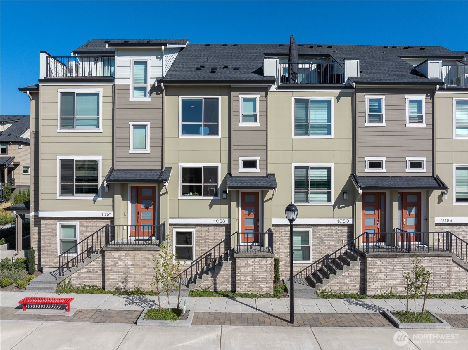 1088 6th Avenue NE, Issaquah, WA 98029