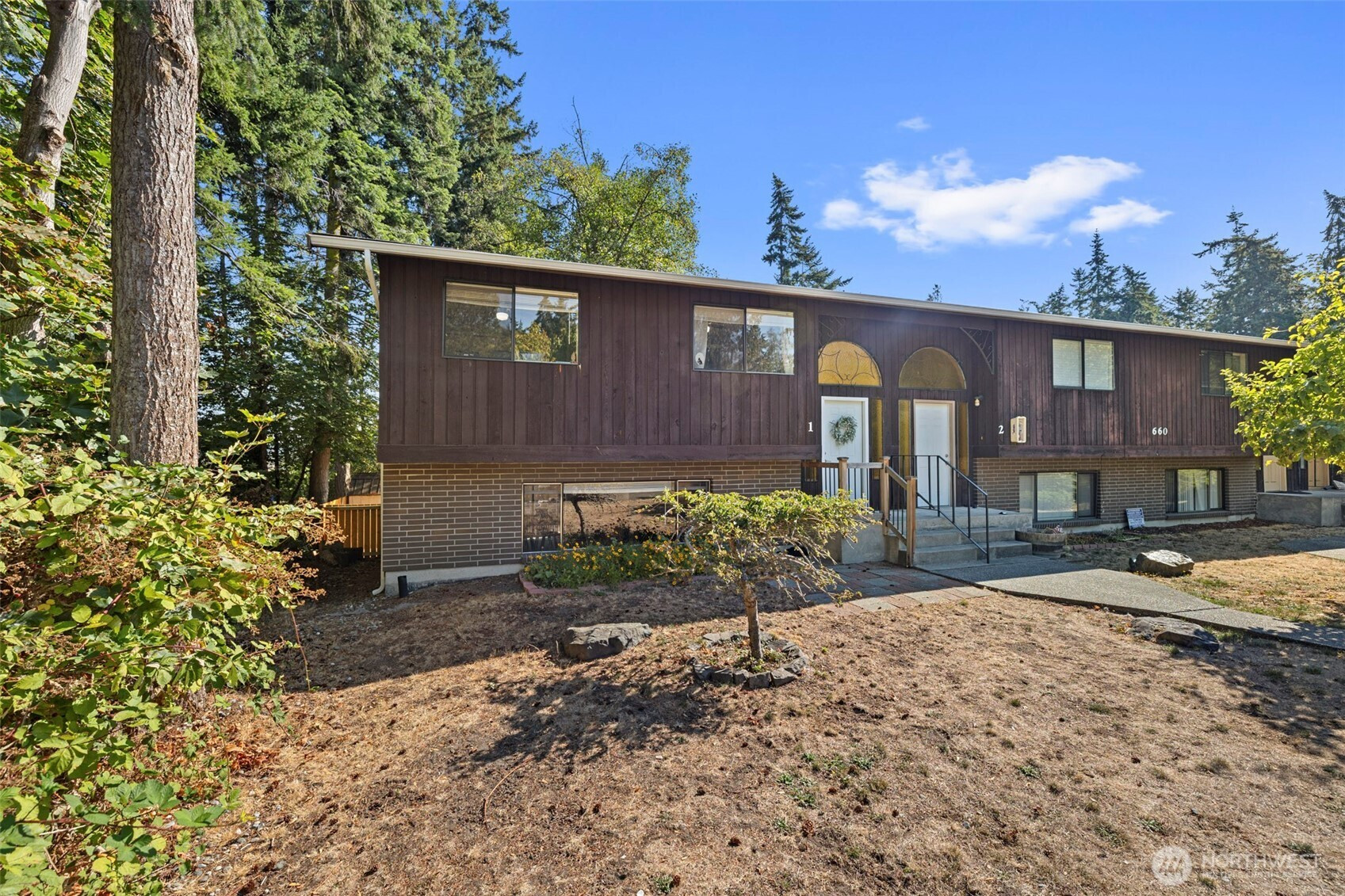 660 SW Harrier Circle, Oak Harbor, WA 98277
