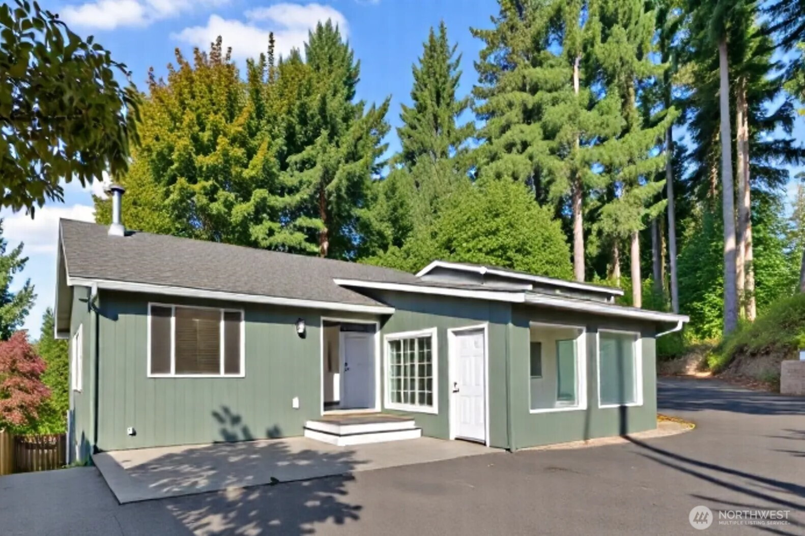 5502 NE 10th Street, Renton, WA 98059