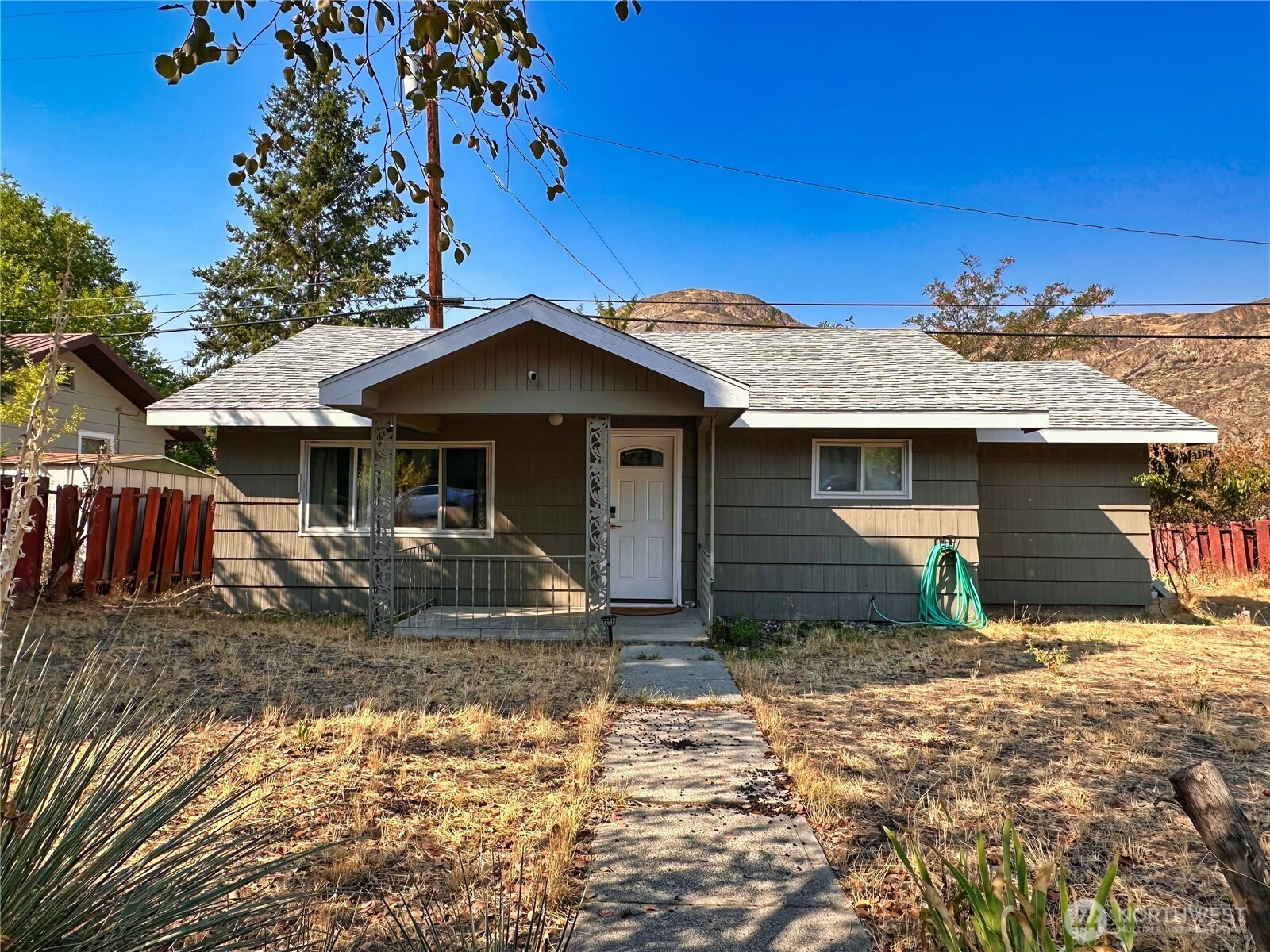608 Aspen Street, Coulee Dam, WA 99116