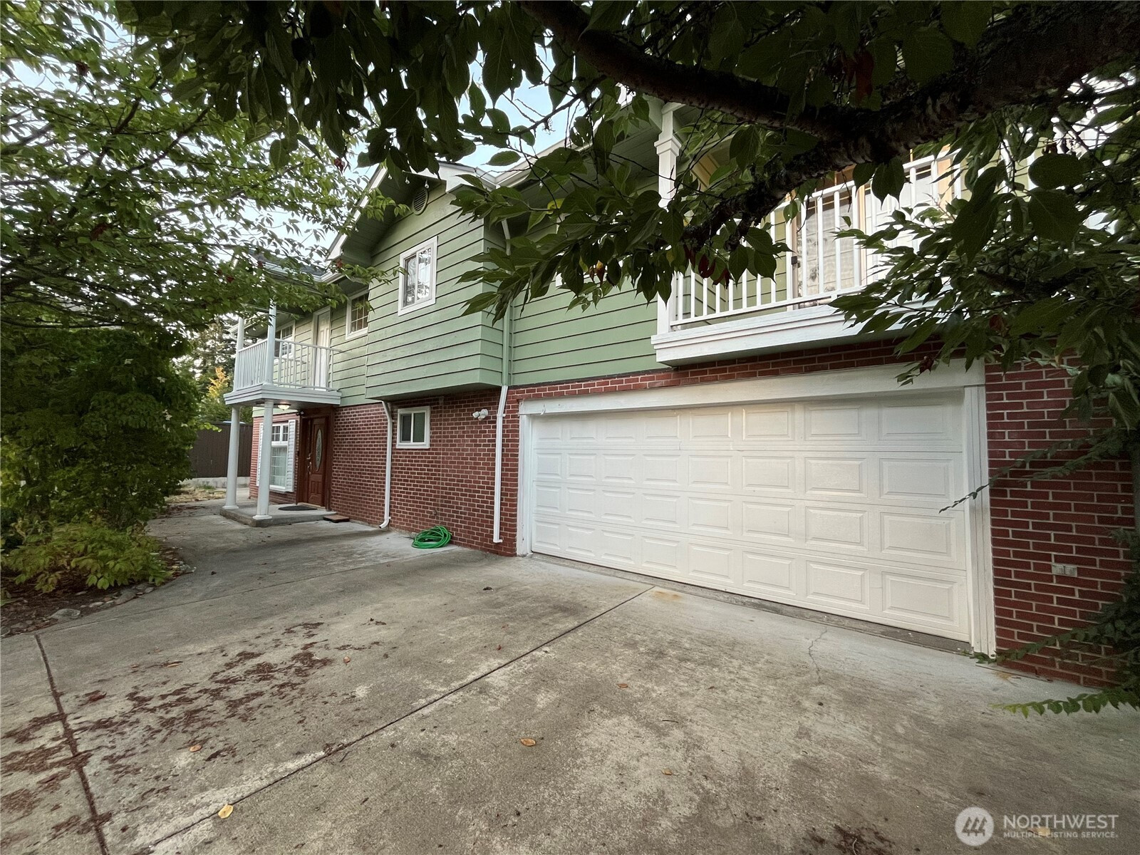 112 162nd Avenue SE, Bellevue, WA 98008