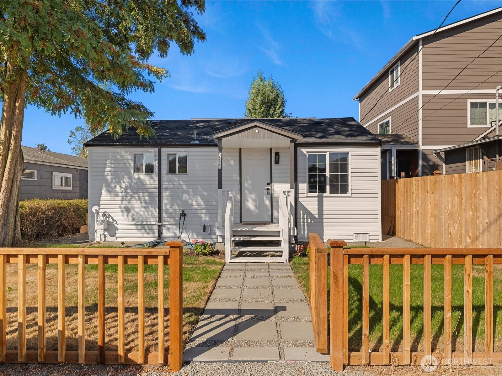 9223 38th Avenue S, Seattle, WA 98118