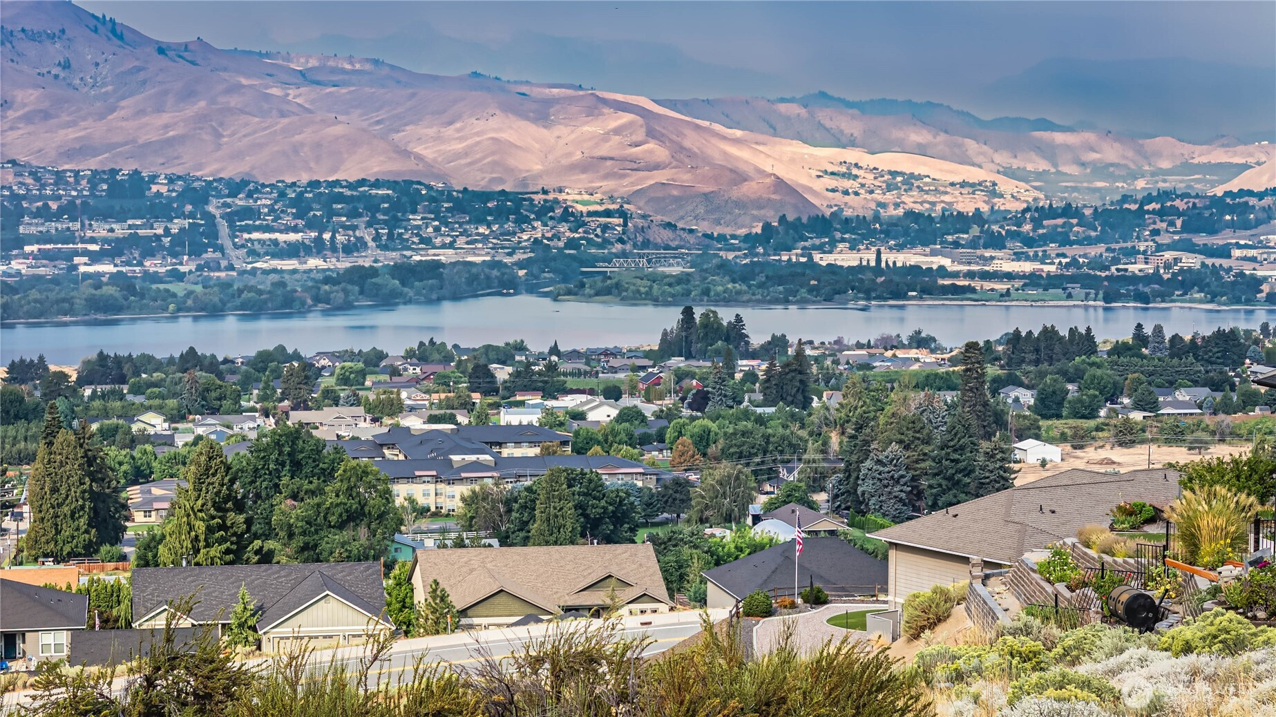 2824 N Brie Lane, East Wenatchee, WA 98802