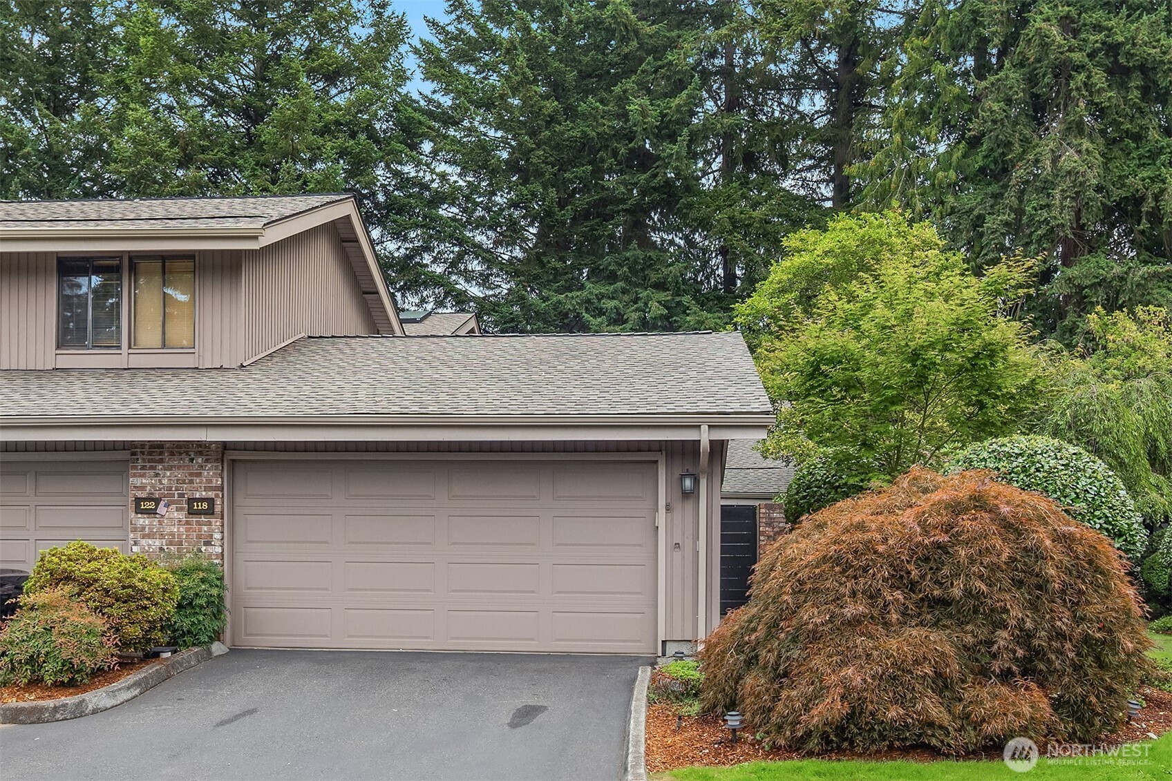 118 143rd Place NE, Bellevue, WA 98007