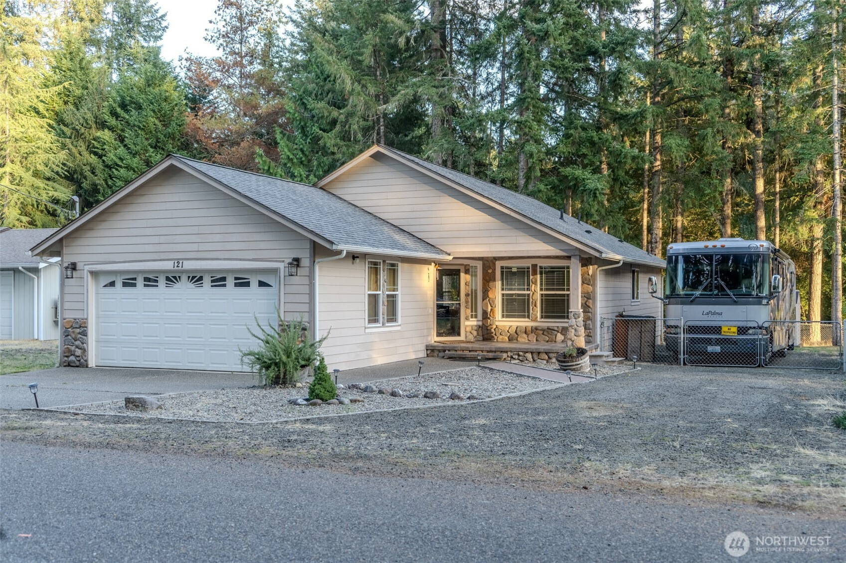 121 E Stavis Road, Shelton, WA 98584