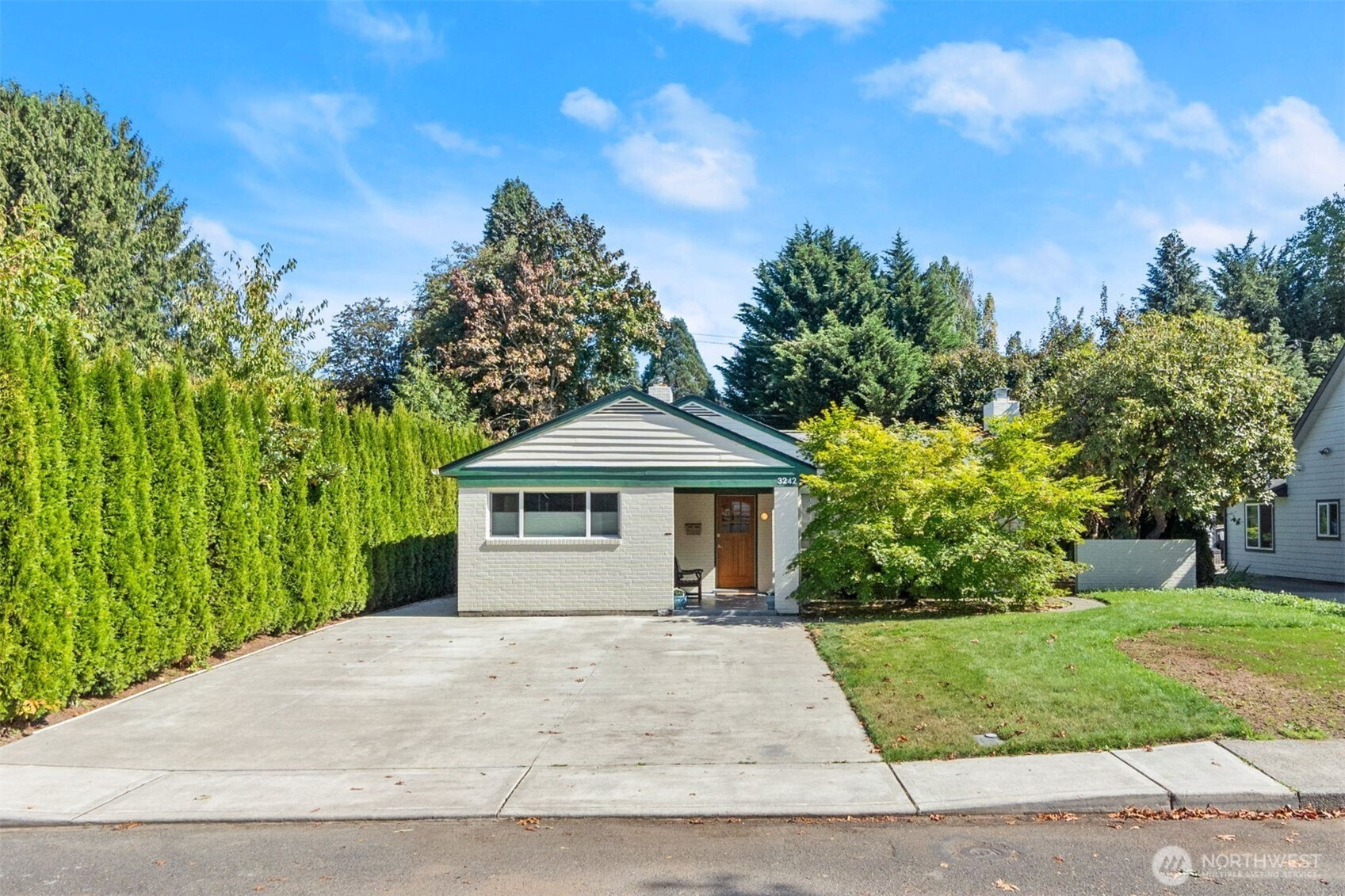 3242 Maringo Road SE, Olympia, WA 98501