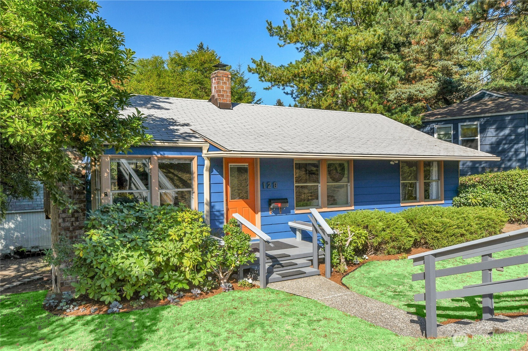 128 NE 174th Street, Shoreline, WA 98155
