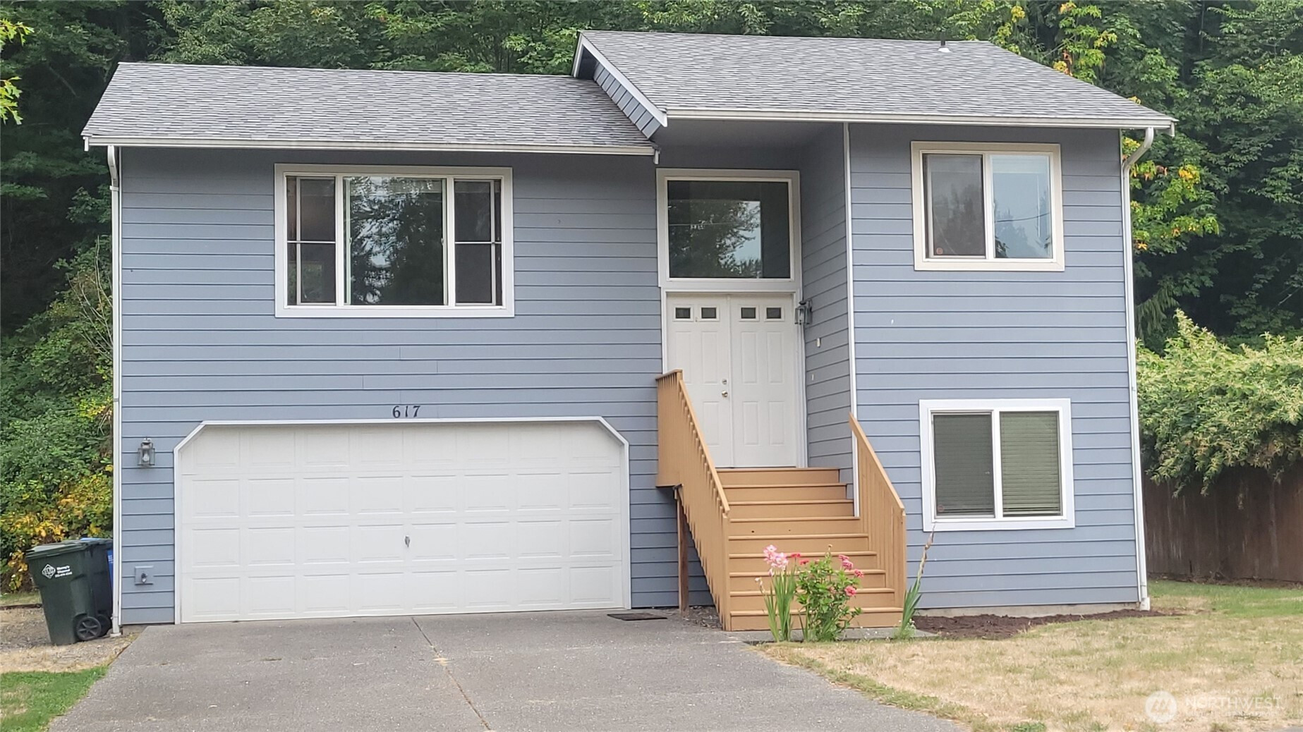 617 Railroad Avenue, Wilkeson, WA 98396