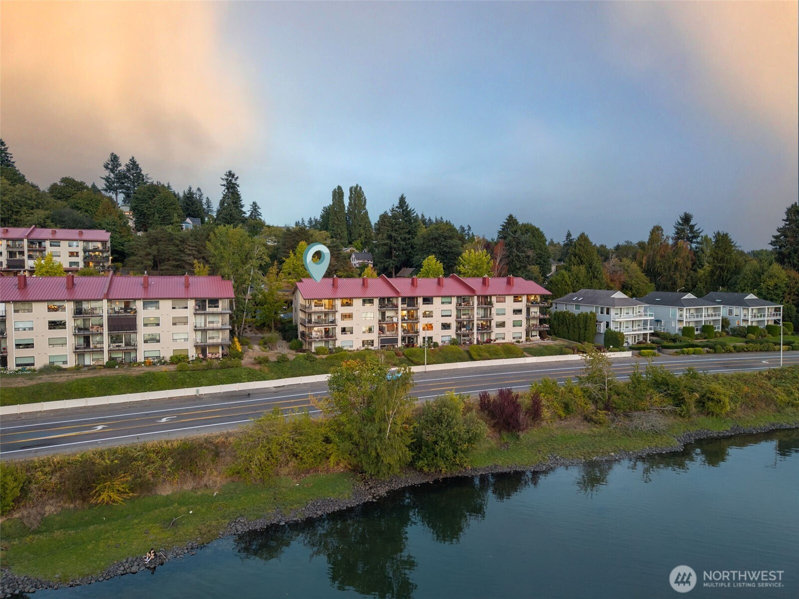 900 East Bay Drive NE, Olympia, WA 98506