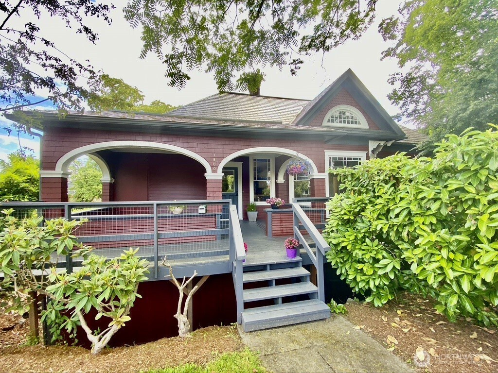 1800 J Street, Bellingham, WA 98229
