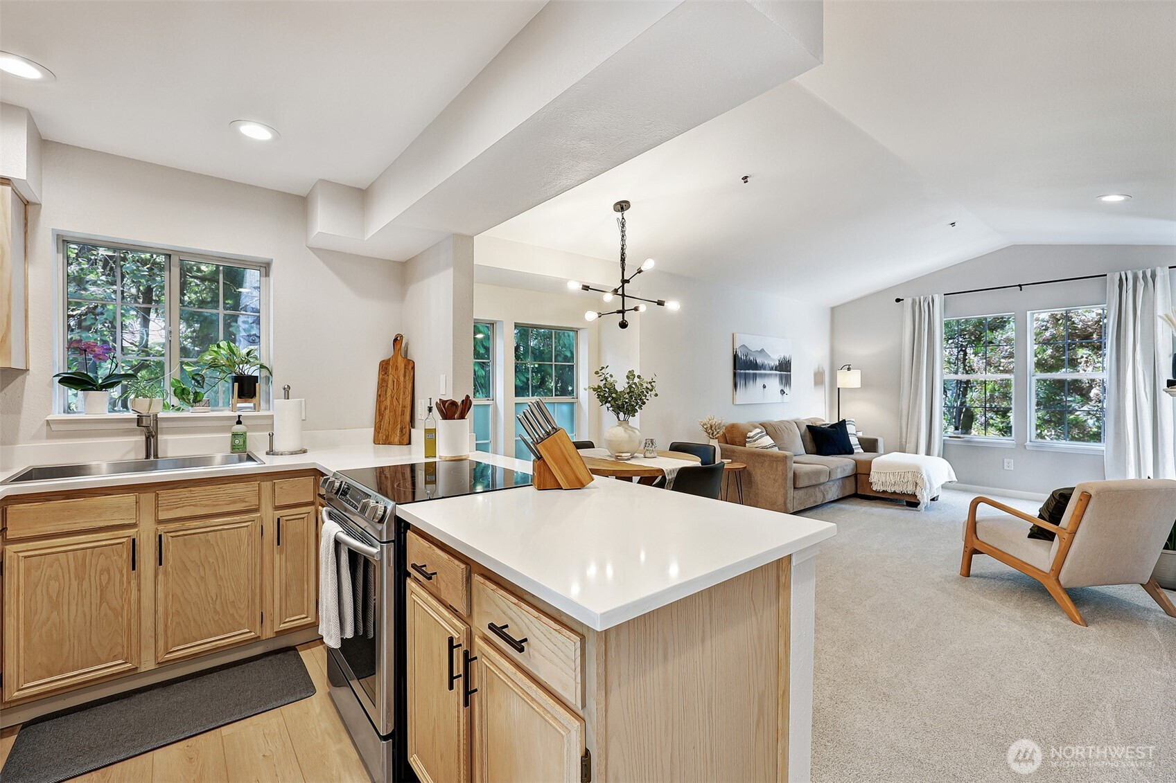 2600 SE 118th Avenue, Bellevue, WA 98005