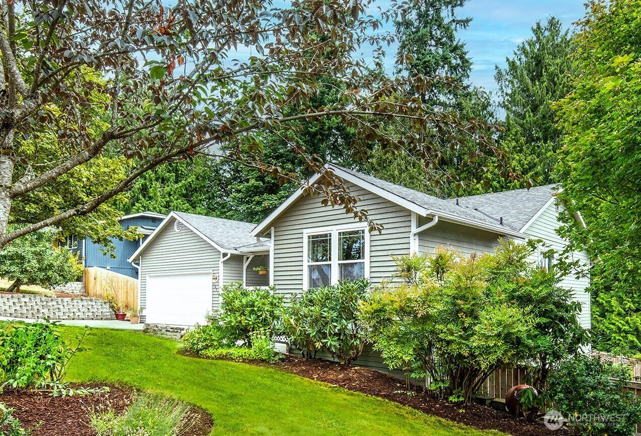 16917 17th Avenue SE, Bothell, WA 98012