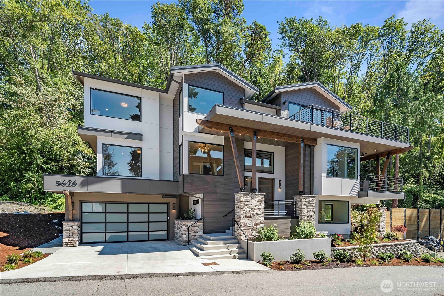 5626 Beach Drive SW, Seattle, WA 98136
