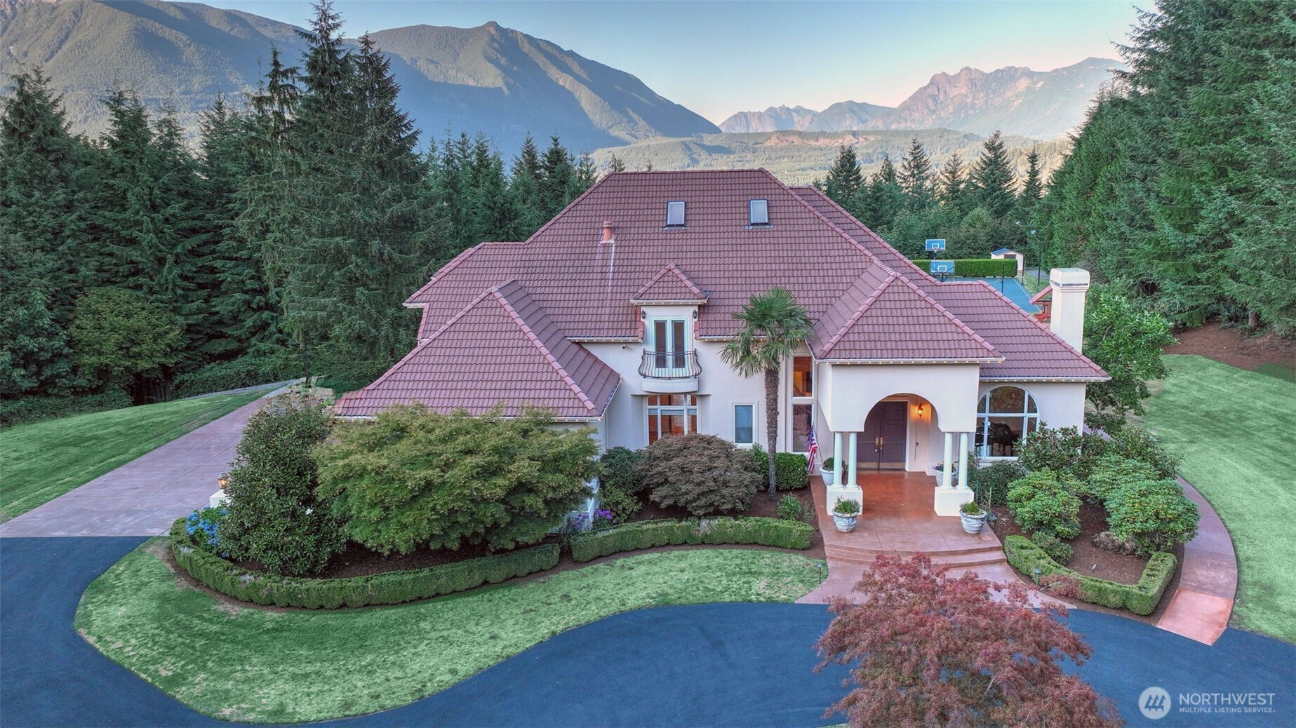 15622 Uplands Way SE, North Bend, WA 98045